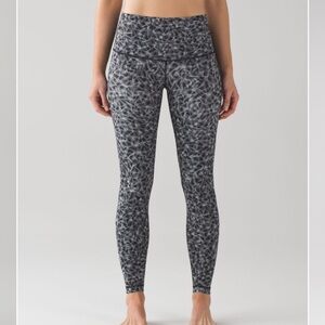 Lululemon Wunder Under Hi-Rise Pant Nulux Plume White Black size 8